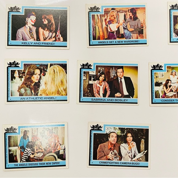 Vintage 1977 Charlie’s Angels TOPPS Trading Cards (Blue Outline) - Series 2 & 4 - Picture 6 of 8